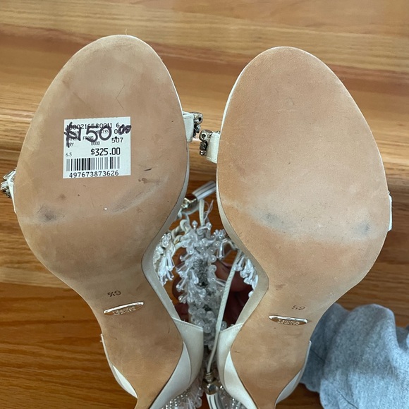 Badgley Mischka sandal - Picture 3 of 6